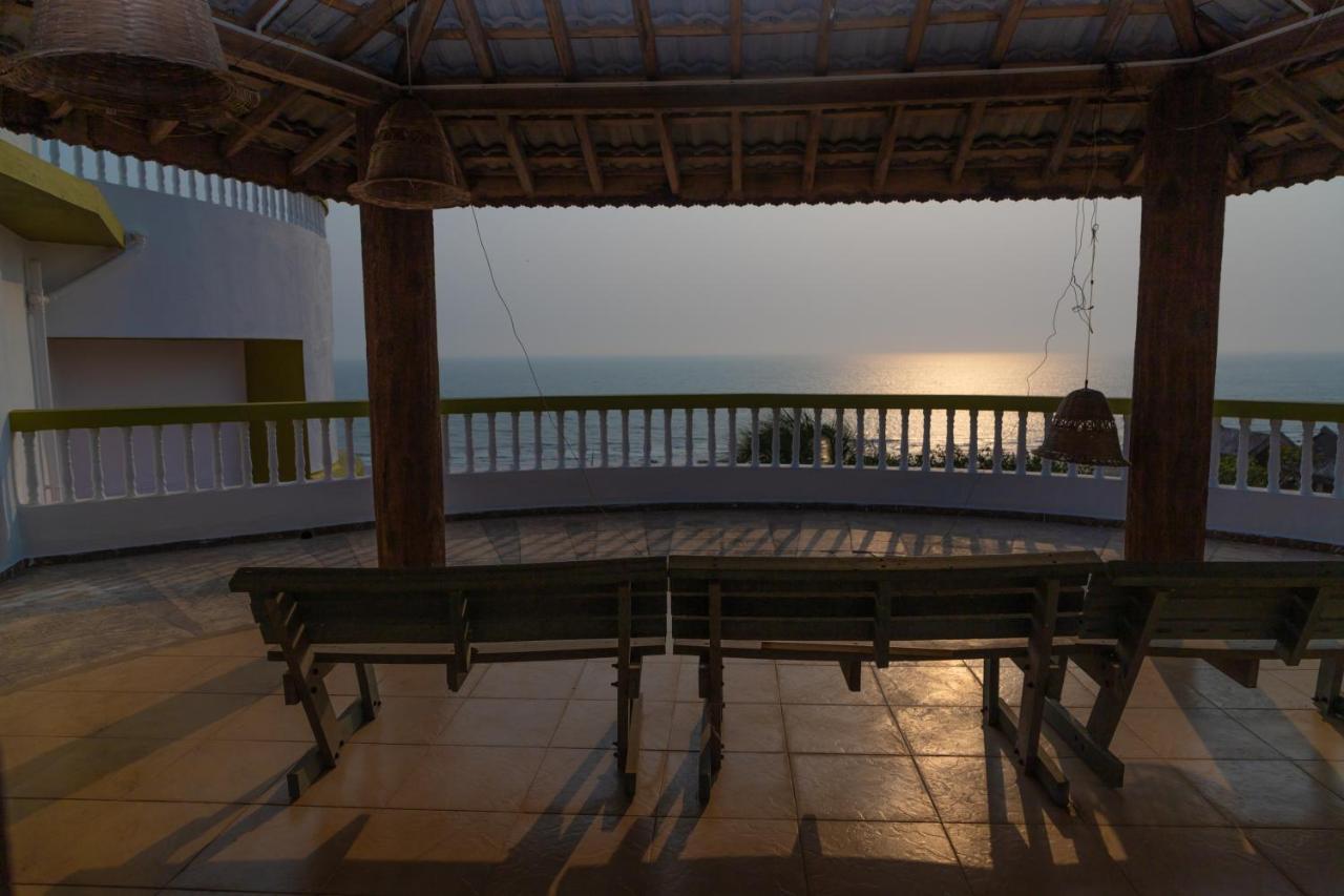 Villa Infinity By The Sea Murud  Luaran gambar