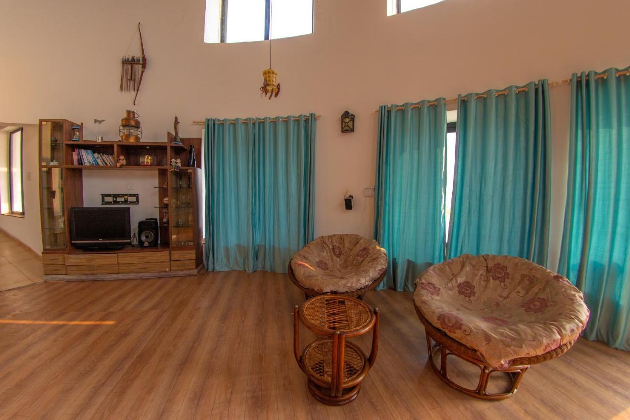 Villa Infinity By The Sea Murud  Luaran gambar