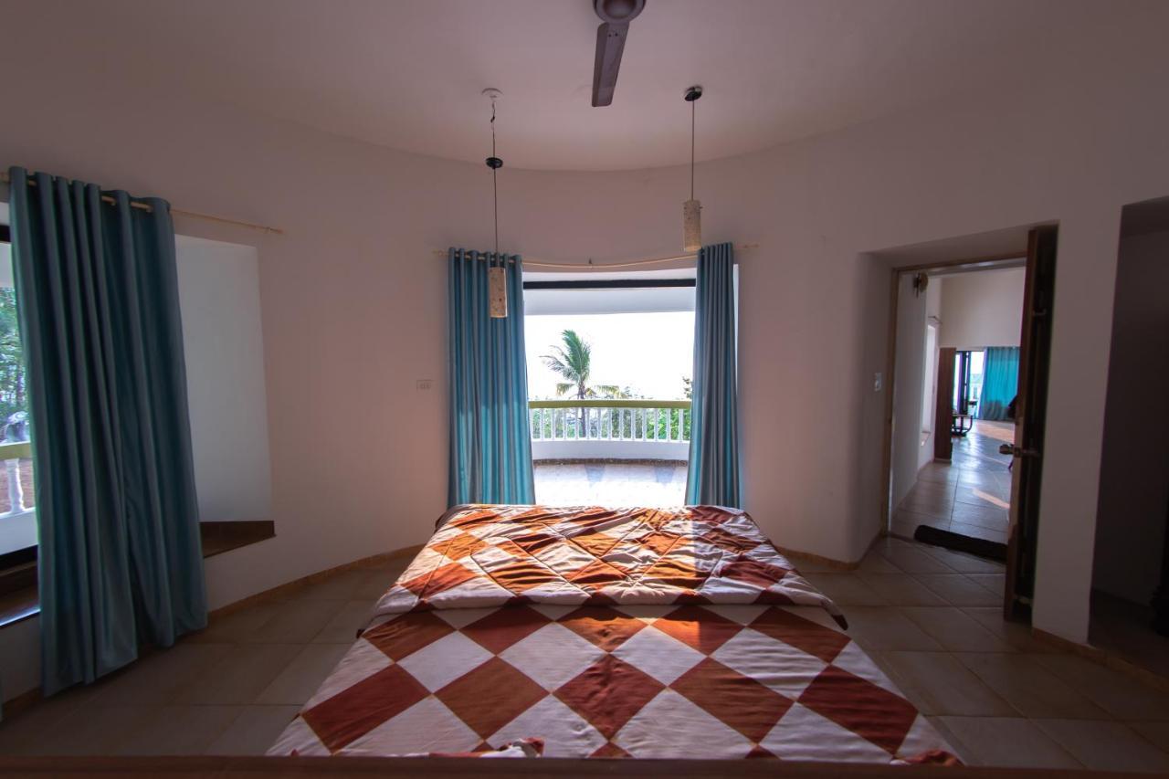 Villa Infinity By The Sea Murud  Luaran gambar