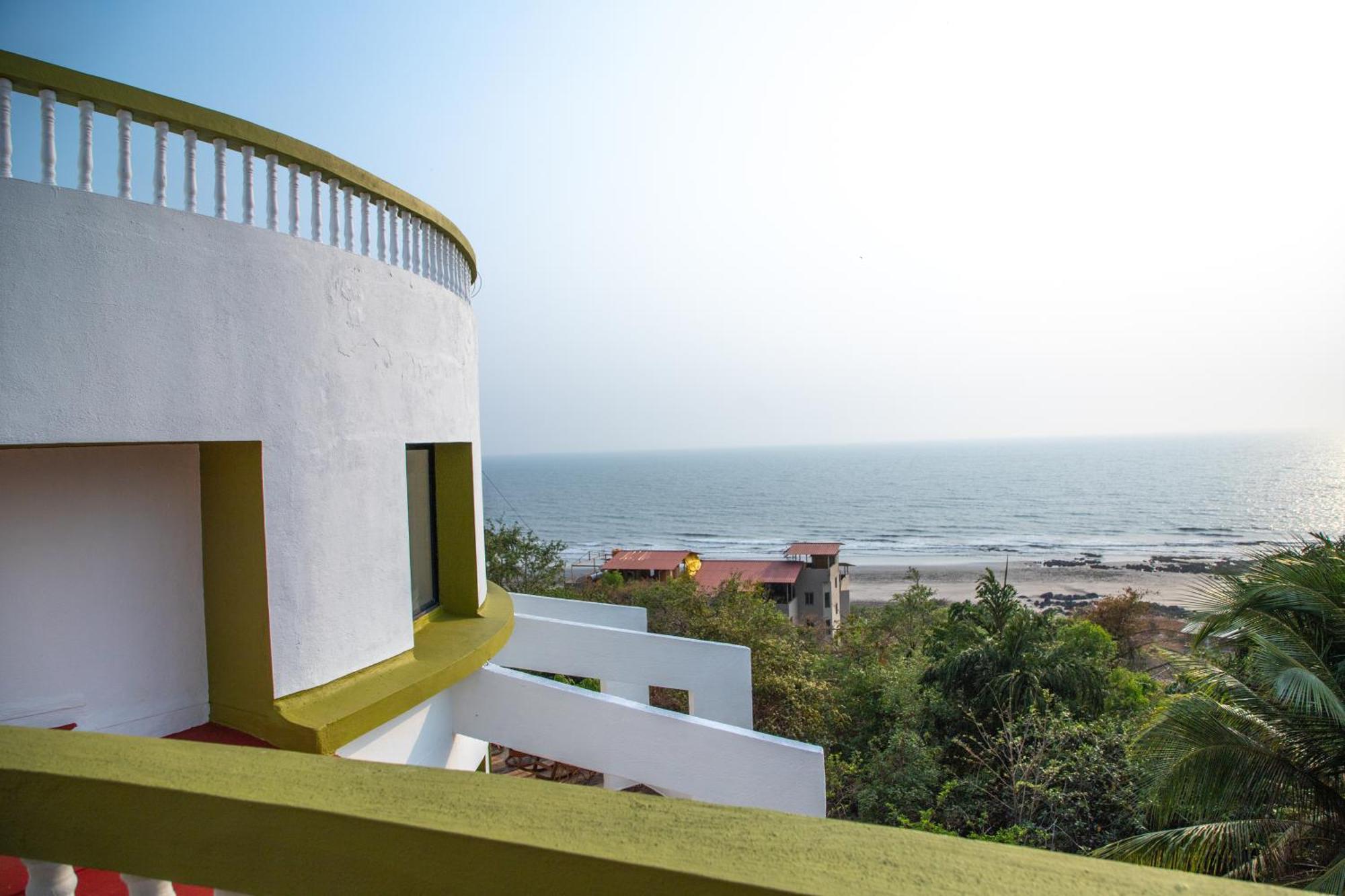 Villa Infinity By The Sea Murud  Luaran gambar