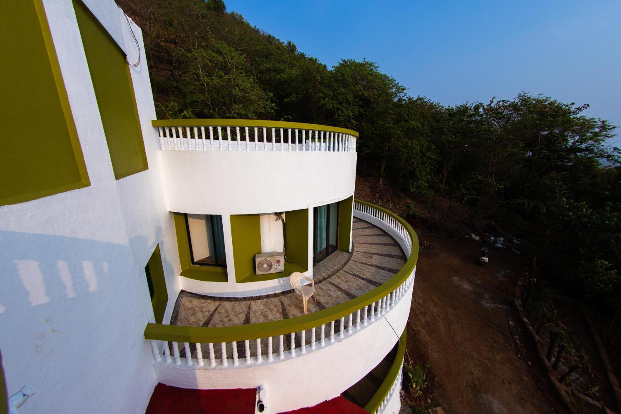 Villa Infinity By The Sea Murud  Luaran gambar